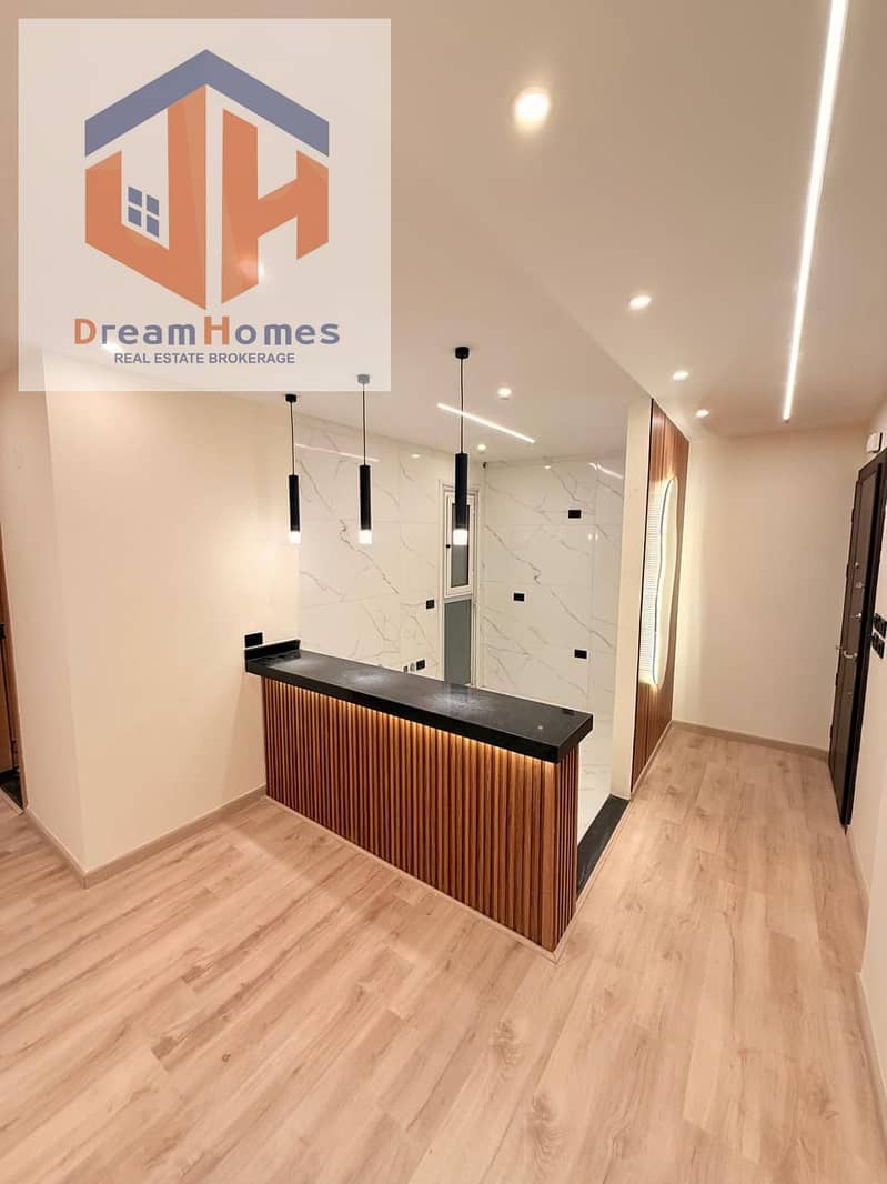 12 ef657c3b-ac55-4558-a6bb-b001e2b27916. jpg