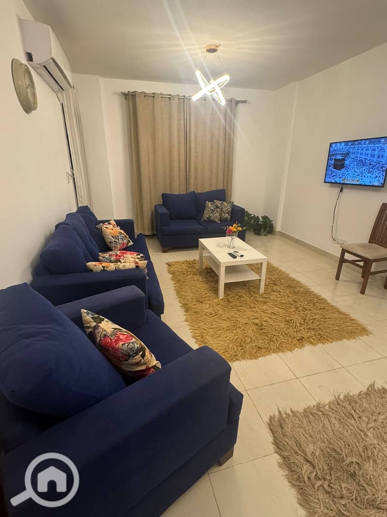 2 76d17001-565c-411d-a22d-068a67bf43a4. jpg