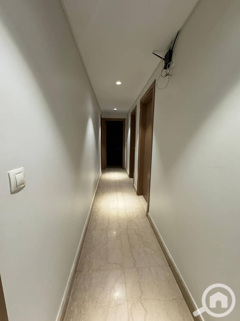 17 WhatsApp Image 2026-01-27 at 18.16. 33. jpeg