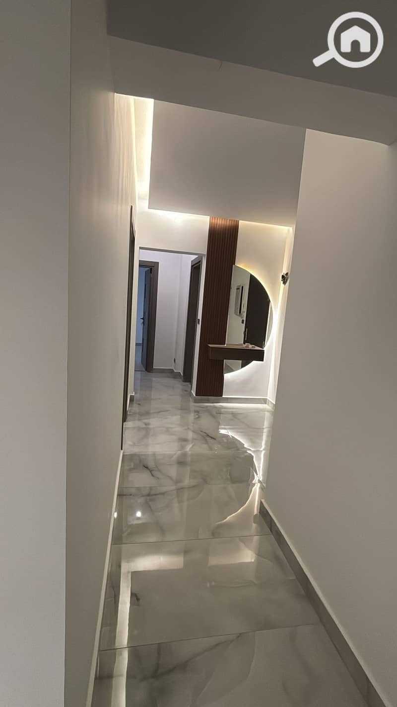 6 914daae4-ef7b-4ebb-8c51-434430ebf9f7. jpeg