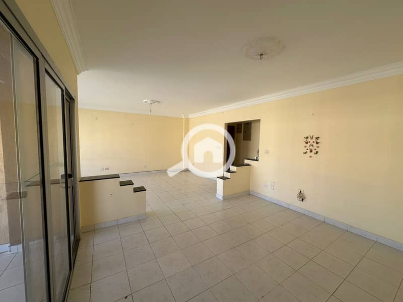 2 3c21d8b9-543b-4531-a6d8-0d28b7759ab8. jpeg