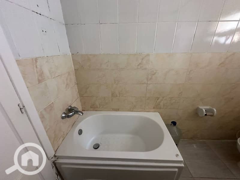 10 3796ef49-5fea-4f8b-8aa9-952bb4d1bfc9. jpeg