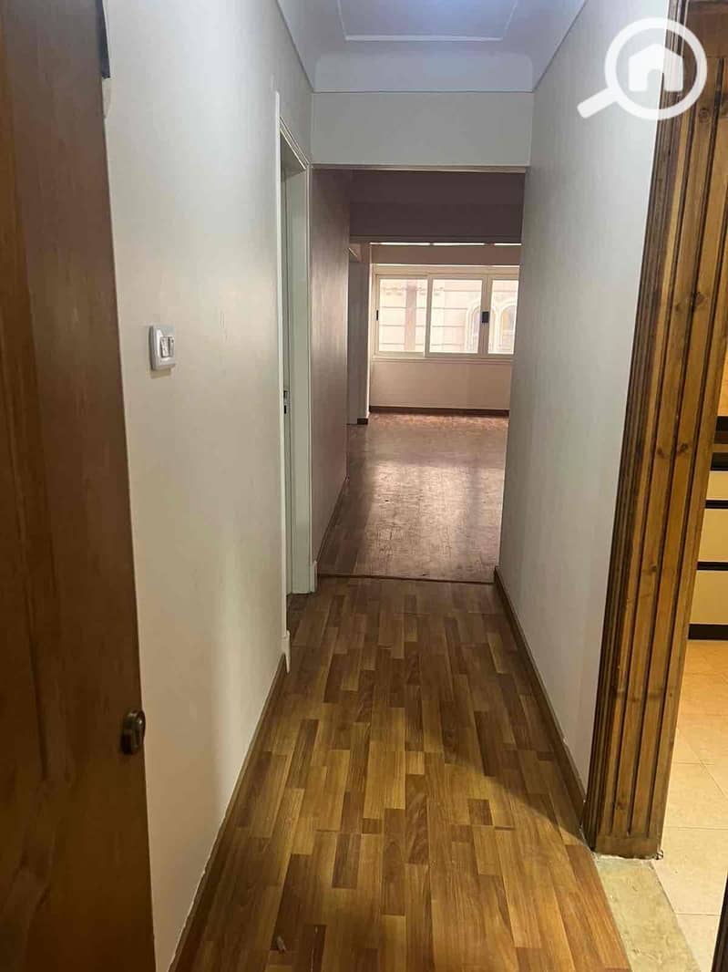 4 9a655a14-f6b5-48b0-9108-714b5ef32c39. jpg