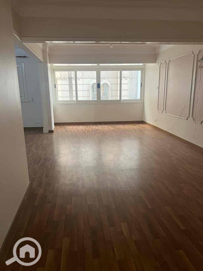 6 690785fa-1bad-4f7c-974d-154dd369db16. jpg