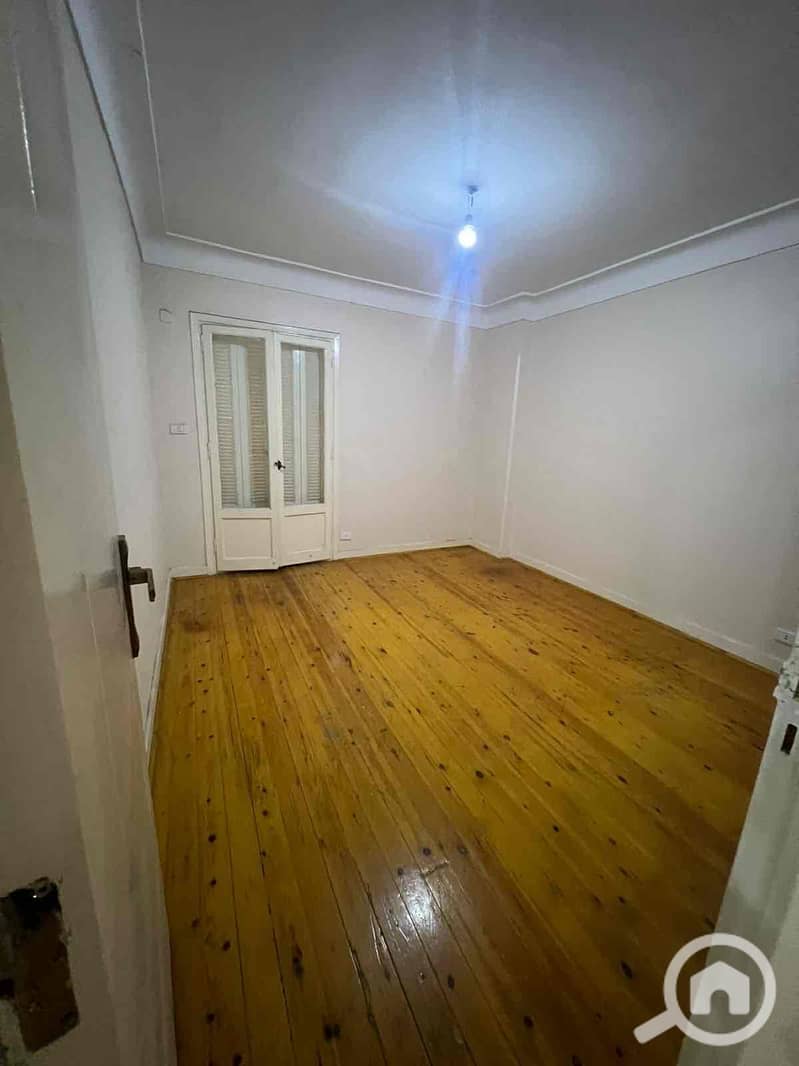 7 26ad5ad0-2fd4-48f7-ab5b-c84a8686106d. jpg