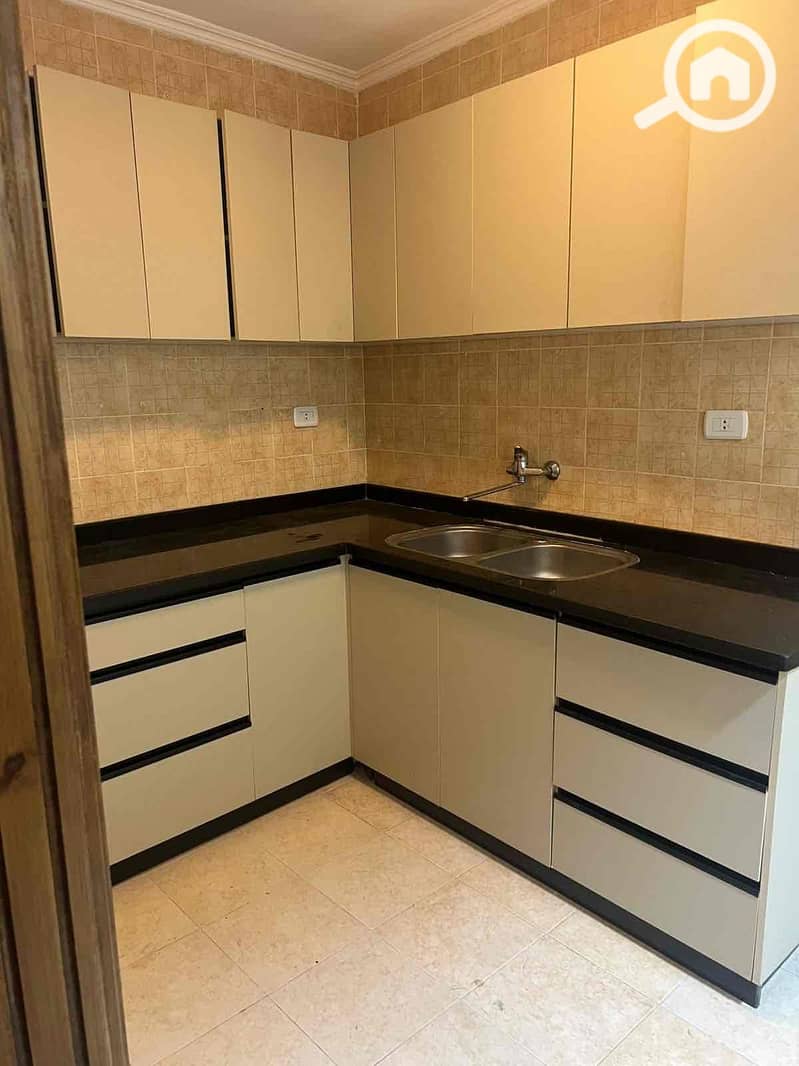 9 fa3abea4-b621-4891-8bee-5279065bd499. jpg