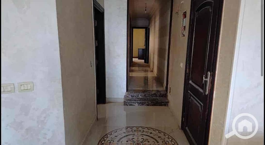 5 ec8fb4e5-1e06-462f-b9a6-914535115f6c. jpg