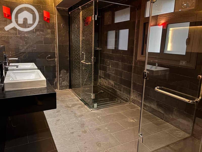 11 dd97458e-77cc-4594-a5fc-9b0b786203cb. jpg