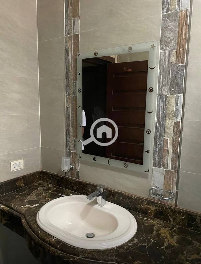 2 bde0038f-8a85-490c-b5cb-a87616cce8f9. jpeg