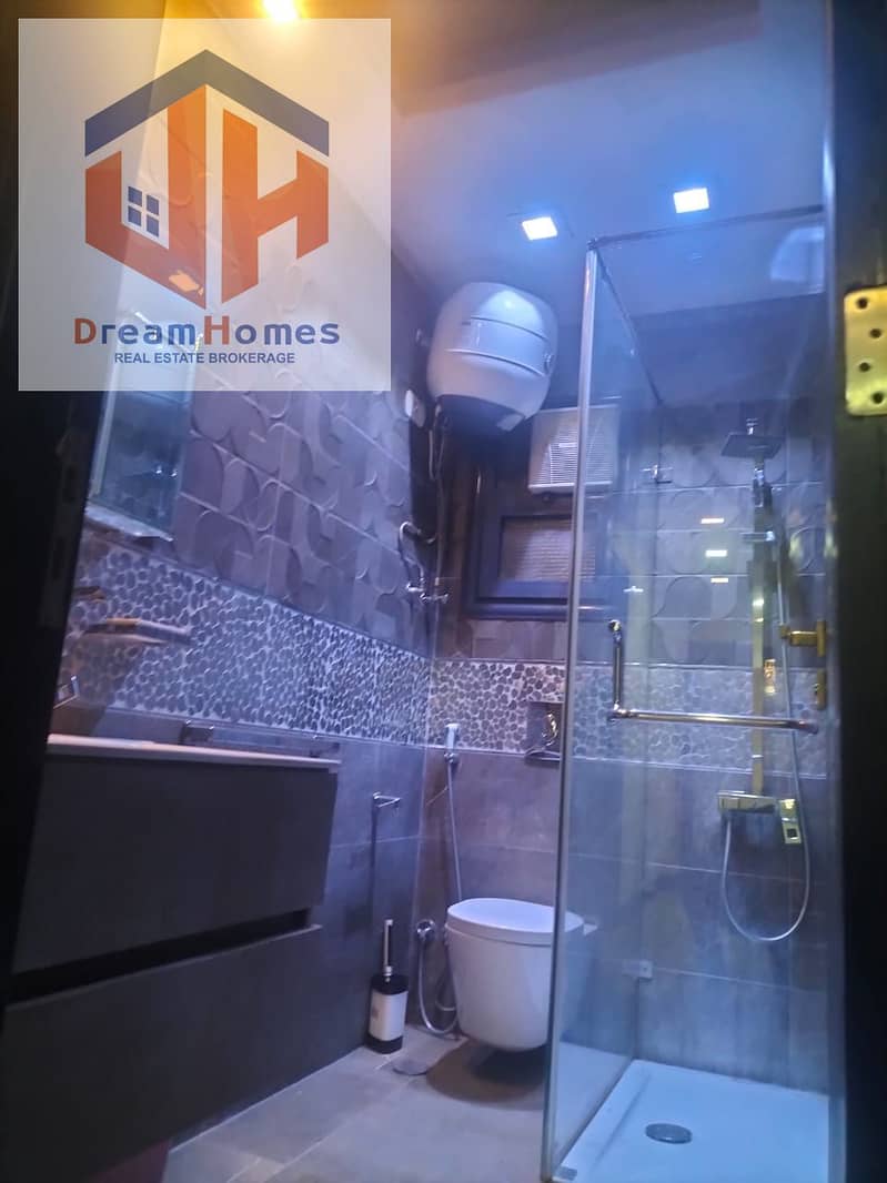 10 WhatsApp Image 2025-12-28 at 16.06. 04. jpeg