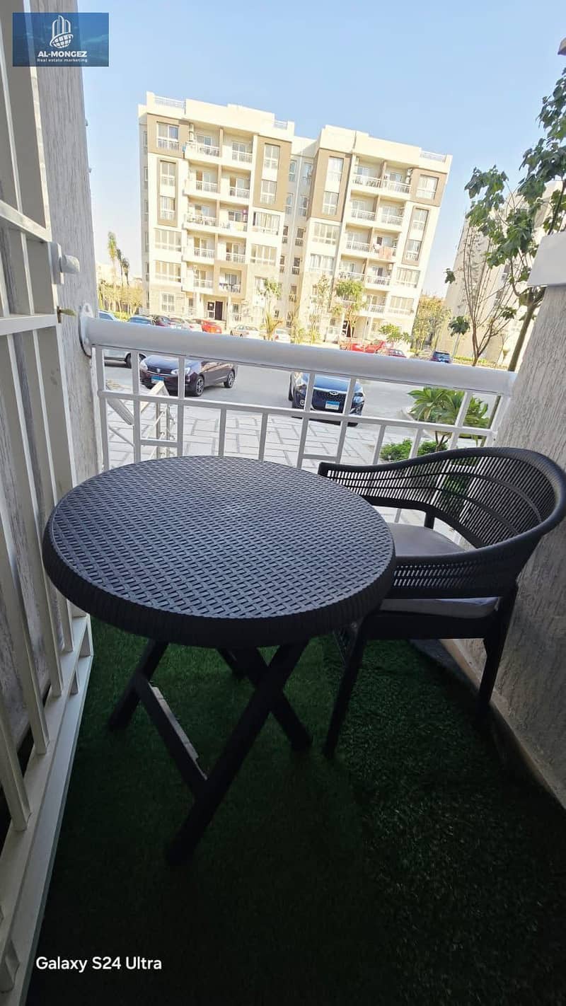 6 b4d2412c-61cb-4e44-ba3e-bb7d5744631b. jpg