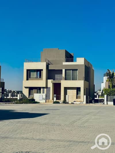 4 Bedroom Villa for Sale in New Cairo, Cairo - WhatsApp Image 2026-01-07 at 15.29. 51 (2). jpeg