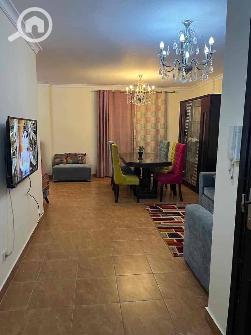 2 2bf0c6ed-0060-4bd2-aee2-2a102f3ba1b2. jpg