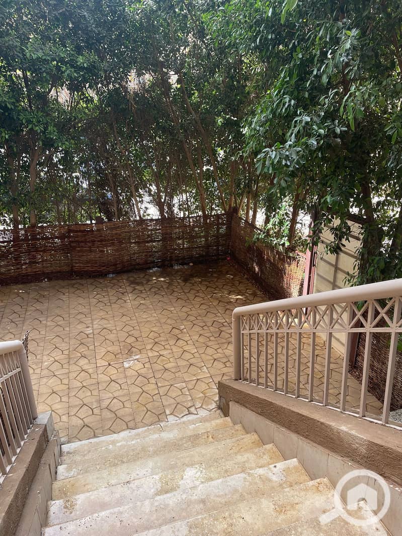 2 16746774-bba4-4c22-bda1-f421f1645494. jpg