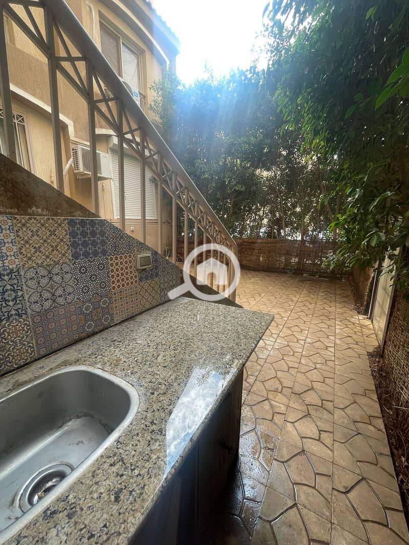 3 89f15927-9ec1-4583-b1f4-16a938be1e5a. jpg