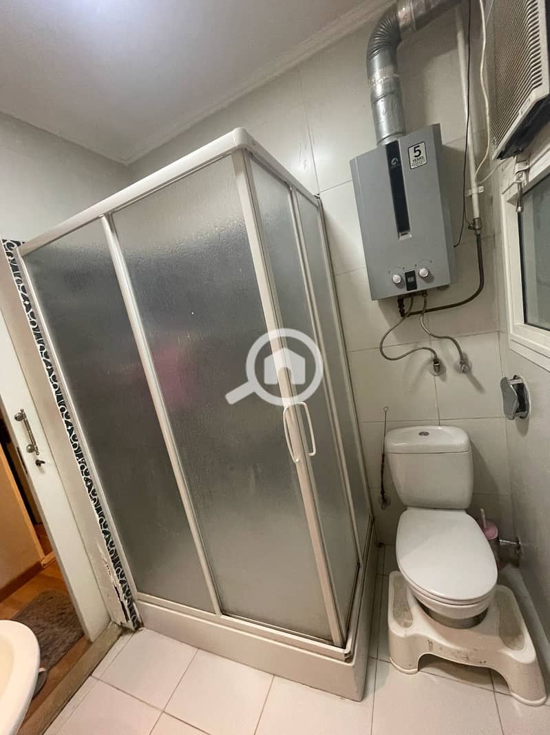 18 633529ea-76c8-47d6-ba44-1ccb9dc69335. jpg