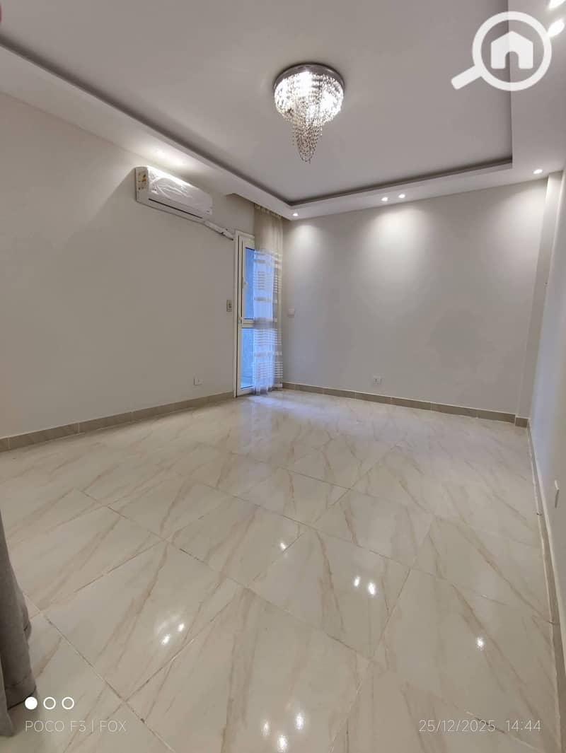 6 54c614a6-6855-42de-aed1-0c79ac897df5. jpg