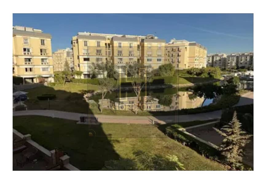 8 8451396-9bab8o. jpg