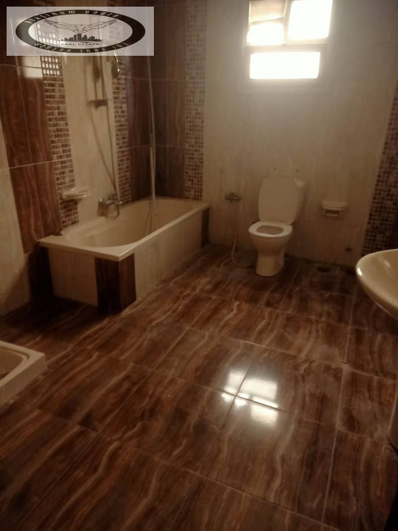 7 a2eba1e6-0363-4dd5-a42f-70f7ea594843. jpg