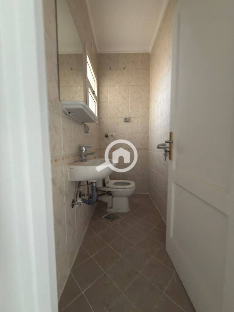 12 622130686_1542791564516081_1073167999159843678_n. jpg