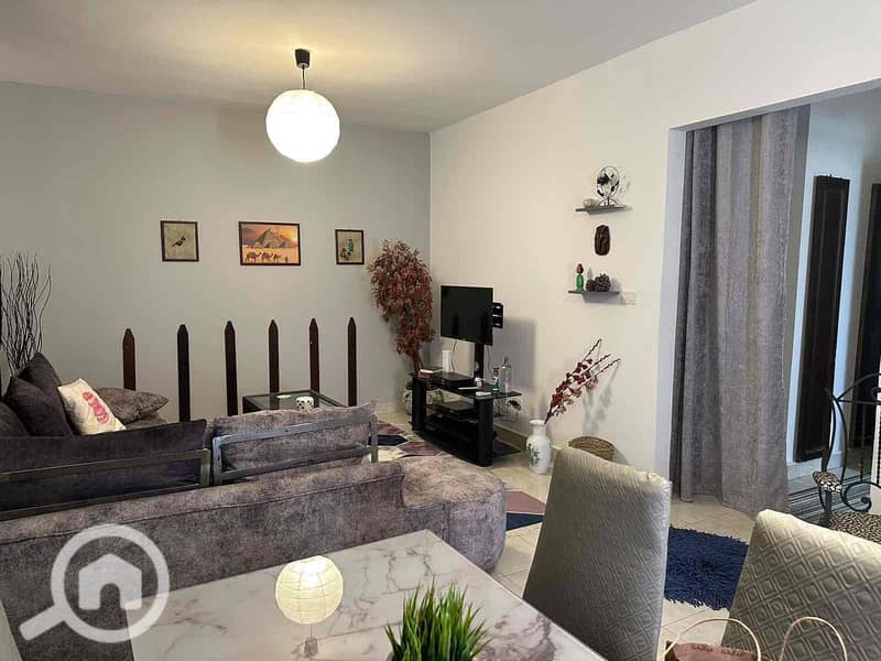 4 46ef6ed6-bc6d-4c45-b32d-f87e68337b6b. jpg