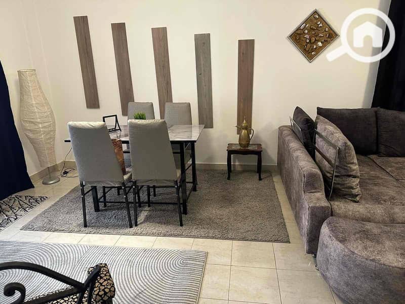 7 34d9c555-5cbd-4c61-b4c1-84741ea1c833. jpg