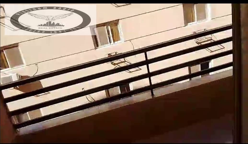 12 c1a0fef4-3835-4ad9-b655-24115d0adef3. jpg