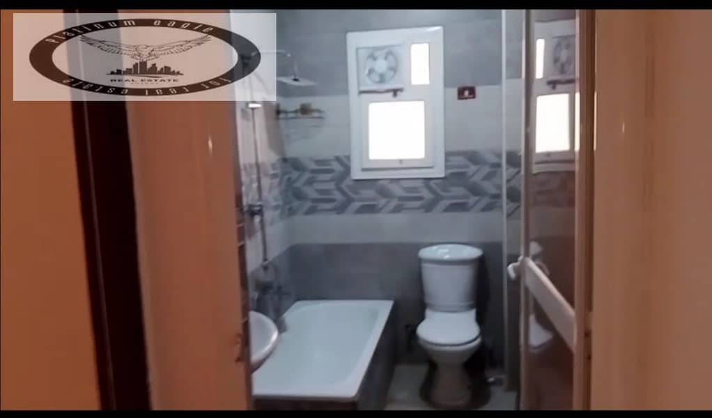 16 4f611b89-f81e-4a37-a270-ec87ea94cad5. jpg