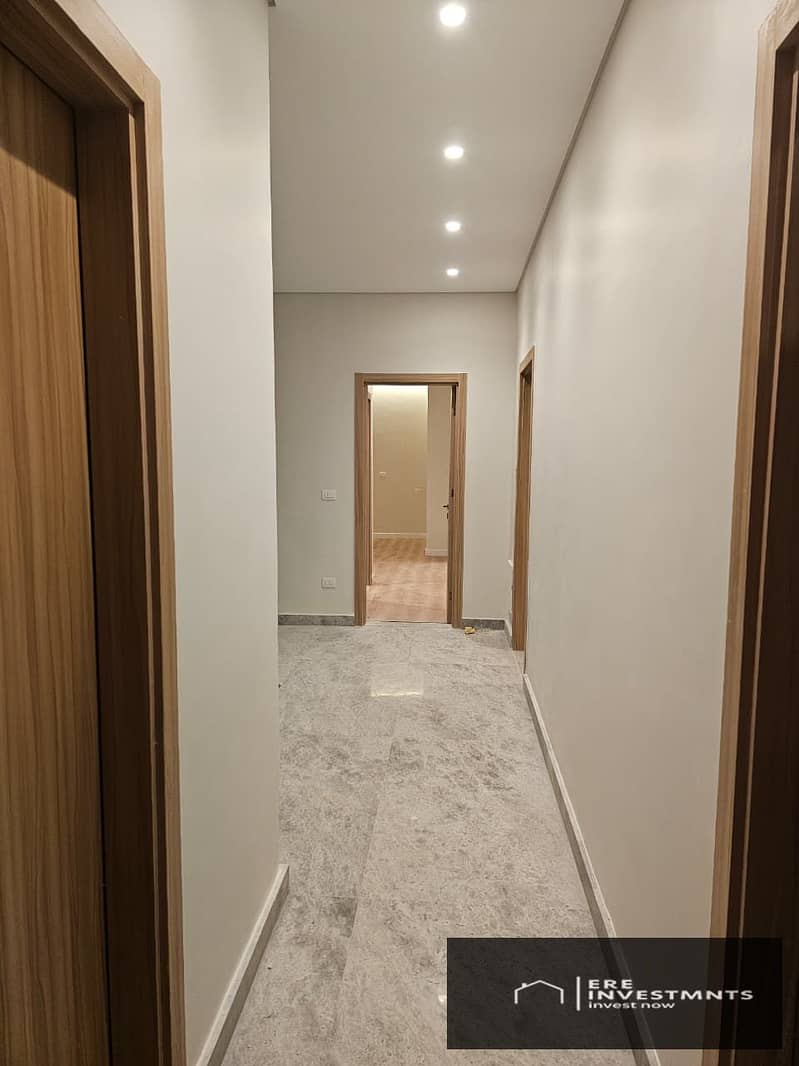 2 5c8de584-afca-4e88-8708-167c30e92a23. jpg