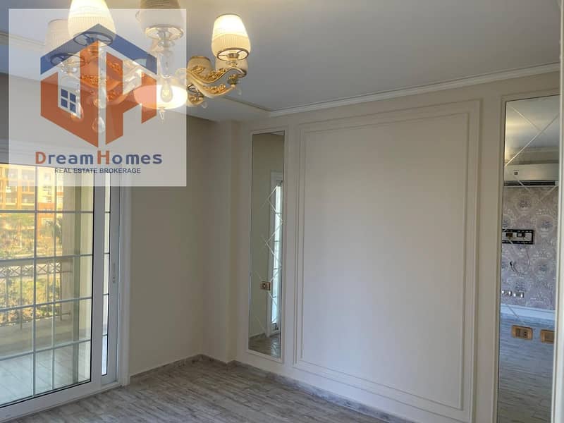 5 9c762bf7-5866-4329-83cd-56fbf878c717. jpg