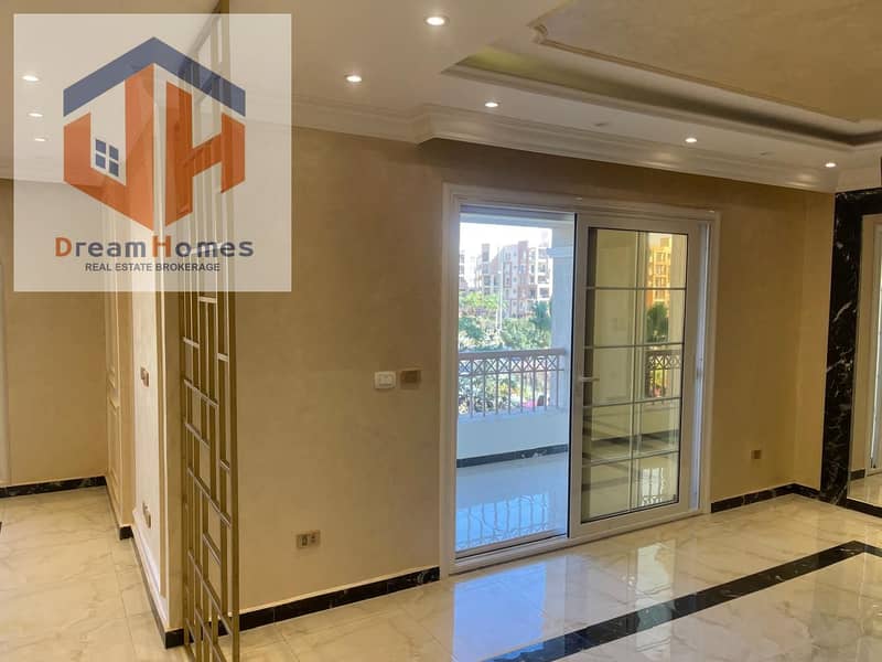 13 d9b59398-99e5-4794-9128-3a37f733f09f. jpg