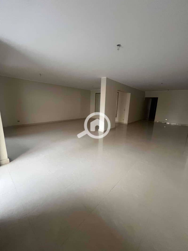 IMG_6692. jpg IMG_6692. jpg