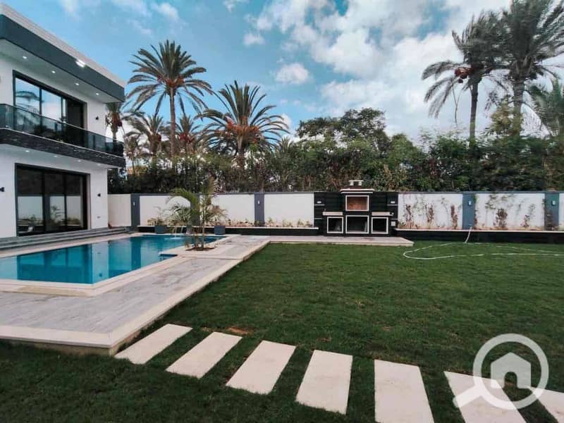 2 029b5d0a-e2b8-40a8-8424-03b172c8288b. jpg