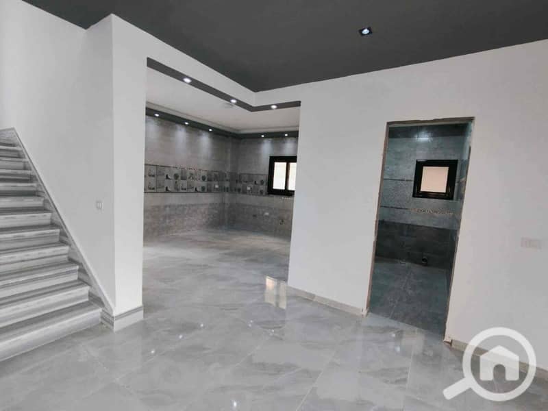 7 0ea010e5-8939-4aad-9989-6e2506adb706. jpg