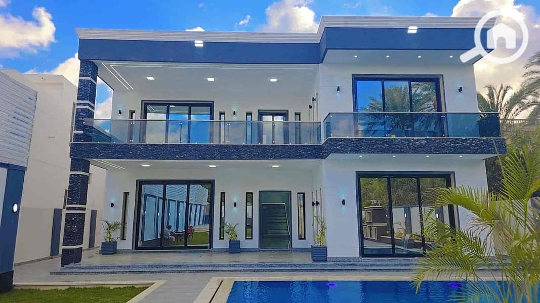 14 5a559d25-2ae5-424f-bb95-9c6a24726421. jpg