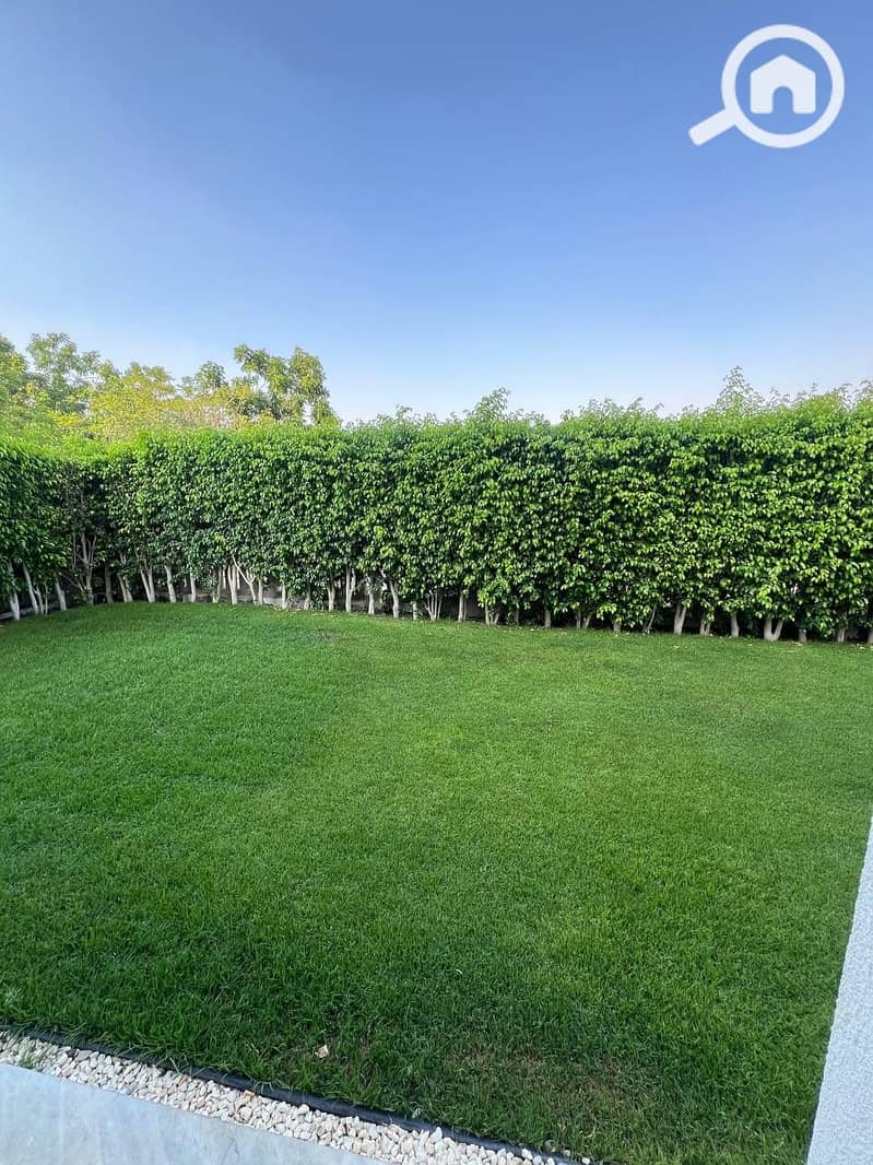 10 2d8a5e4d-3460-4ed2-b8d5-a1d56b657932. jpeg