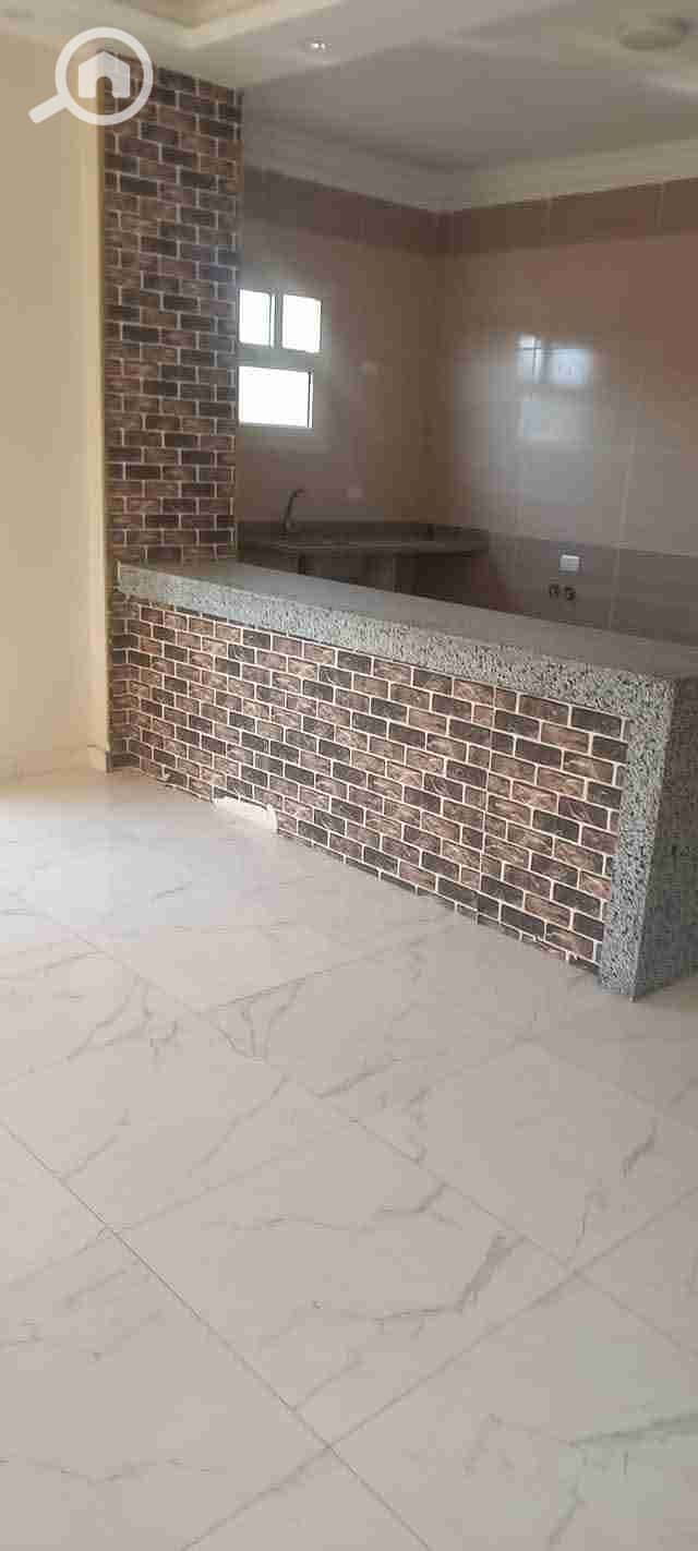 1000515175. jpg 1000515175. jpg