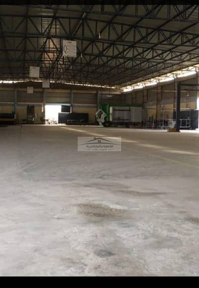 مستودع  للايجار في العبور، القاهرة - للايجار هنجر 1200م بالعبور المنطقة الصناعيه الاولى قرب امون للادويه