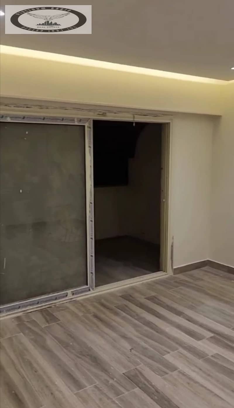 17 e4c63569-e0ed-4eba-9c6d-a748347f2e89. jpg