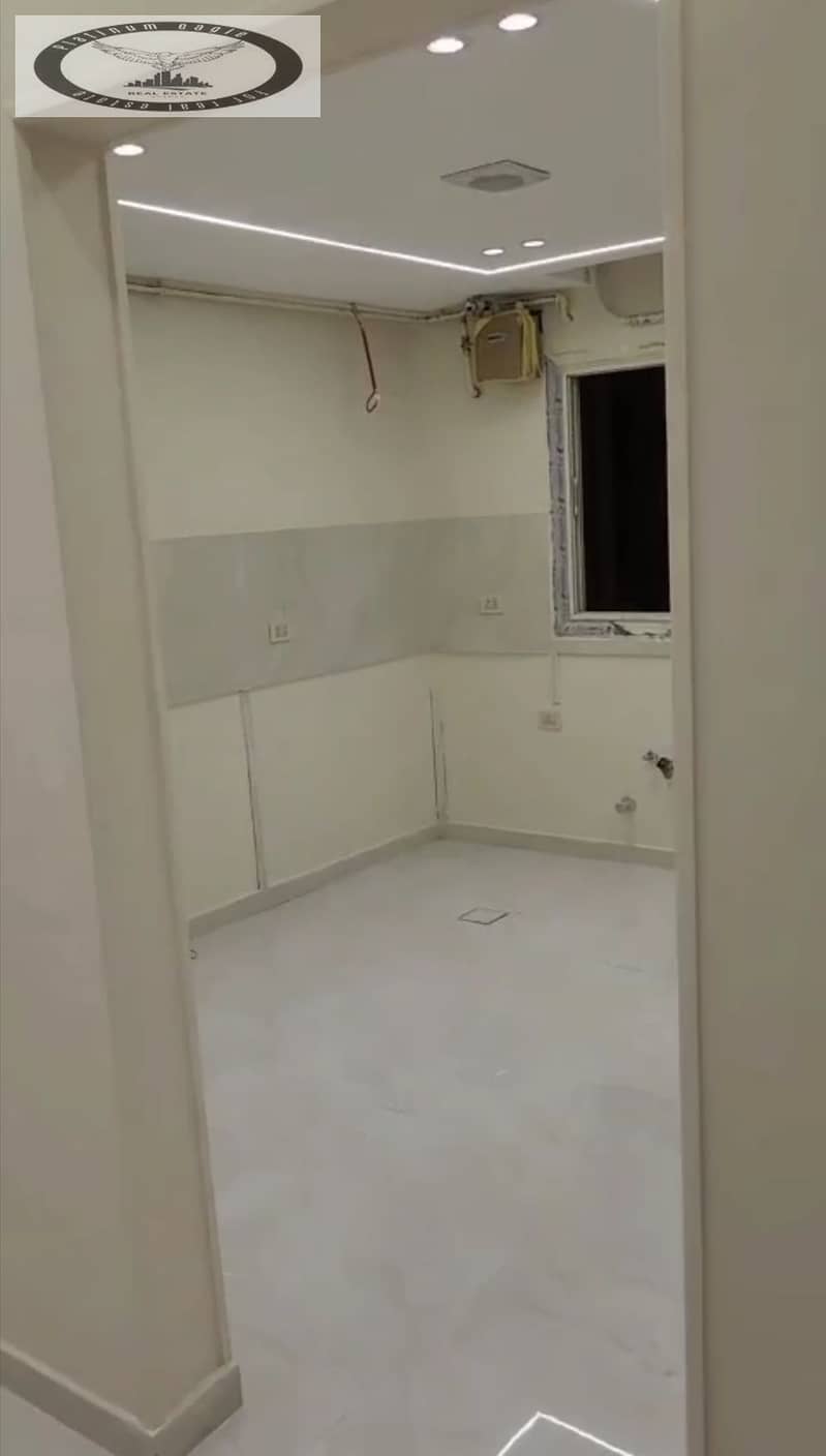 20 792d37b8-3857-4cca-ad72-76b148c96cce. jpg