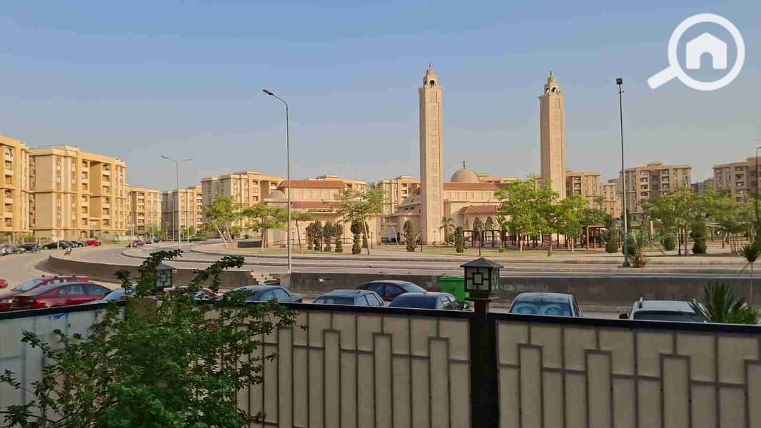 1000625025. jpg 1000625025. jpg