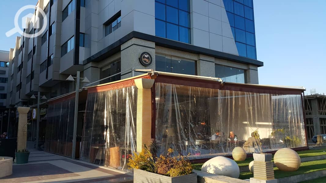 10 Down-Town-6-October-Mall-4. jpg