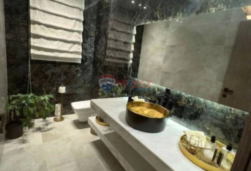 8 original (23). jpg