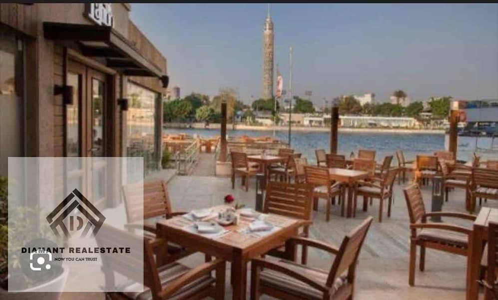 6 f574e3ef-9b52-4dc5-aae2-fe5d5d68660f. jpg