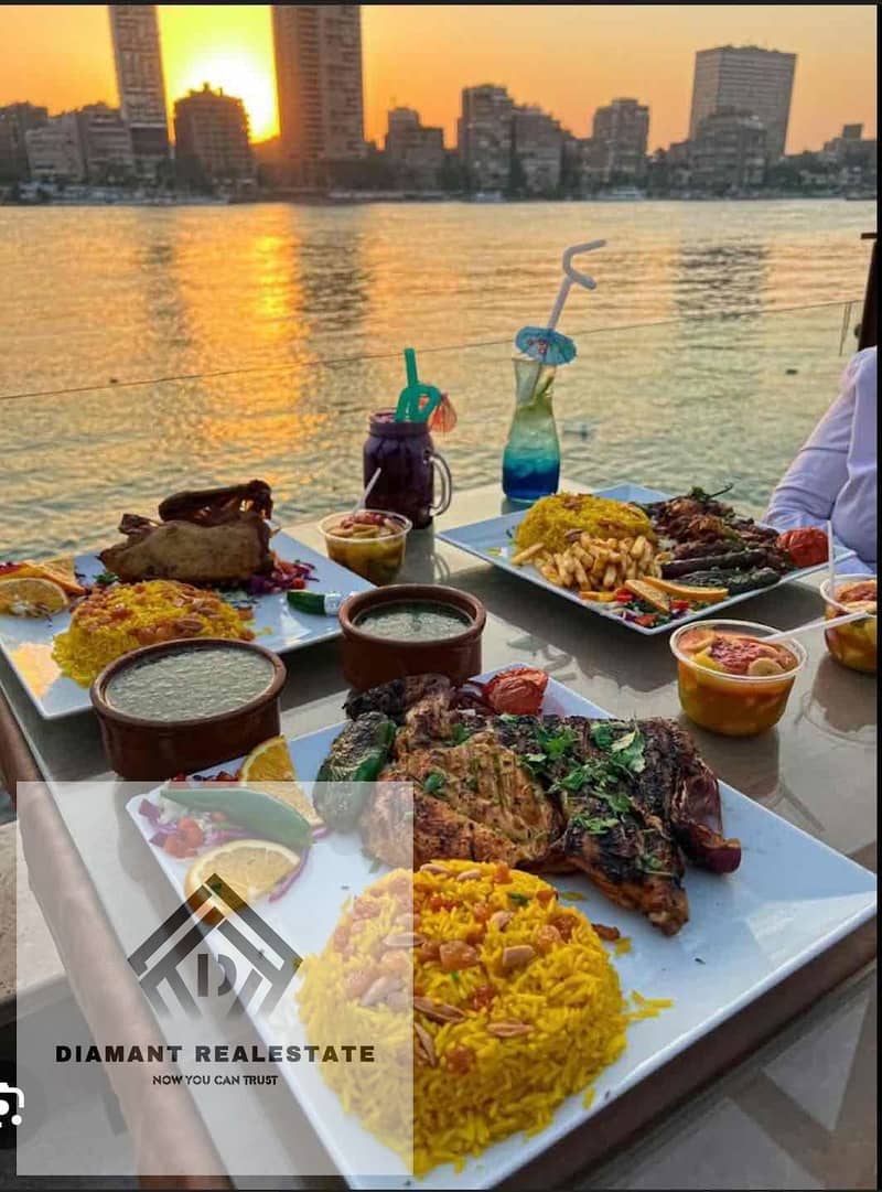 7 aac37e47-7e67-420f-8886-41d1ee53cbc1. jpg