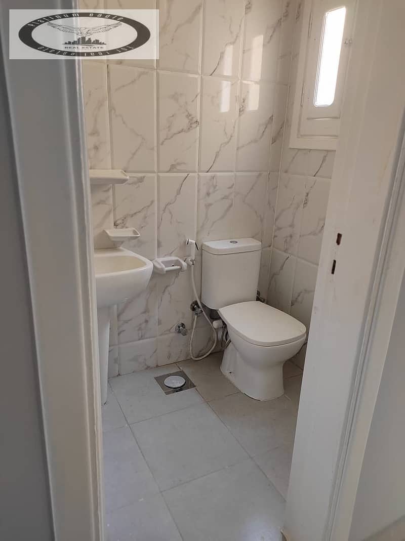 15 1b8496f6-f8ce-4e5a-99b7-9c6b9dc04919. jpg