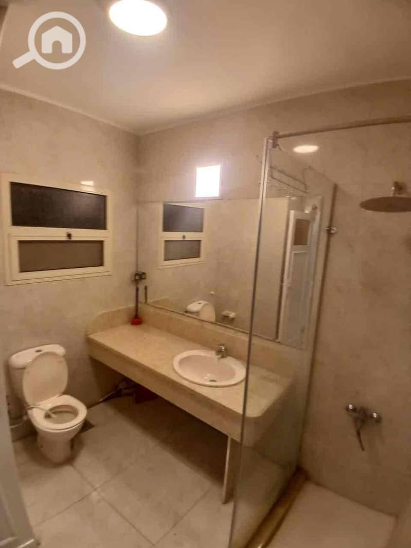 9 fb68d57f-5c00-4ac2-87ce-4cf4470c0171. jpg