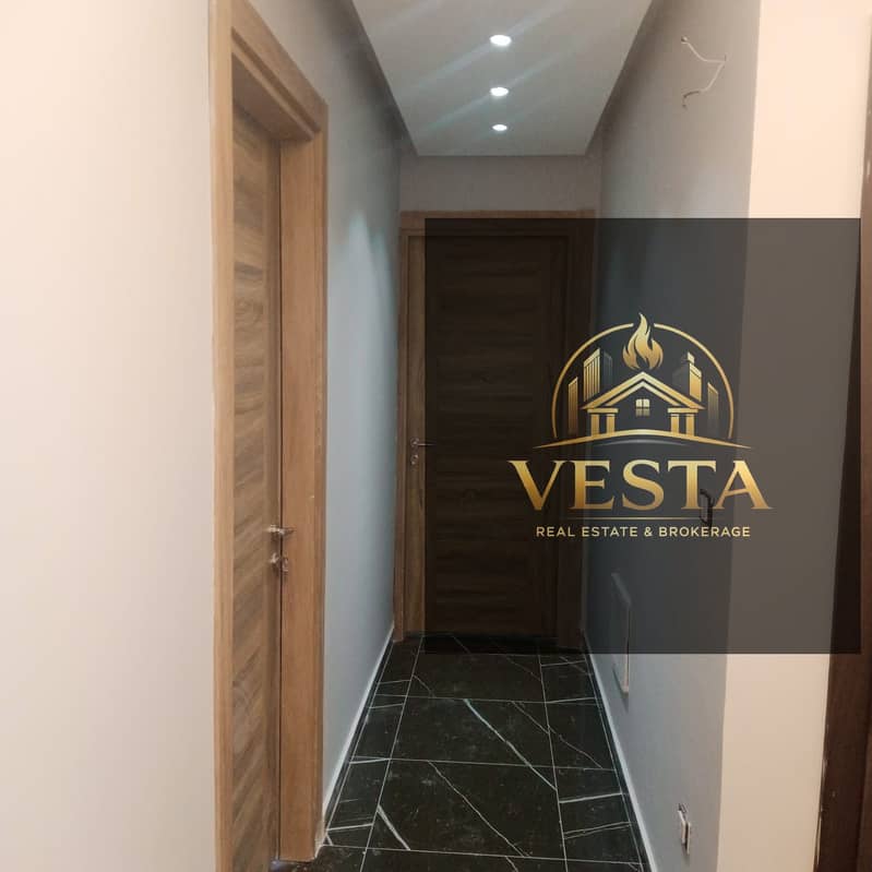 13 393a6959-c68f-4536-9f50-0744c23e4138. jpg