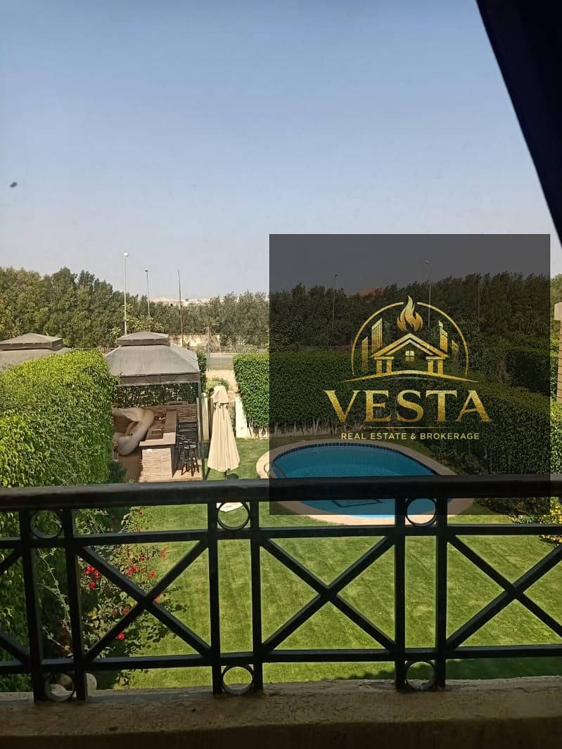 2 5cfa3c3b-2067-407f-8102-800652eee885. jpg