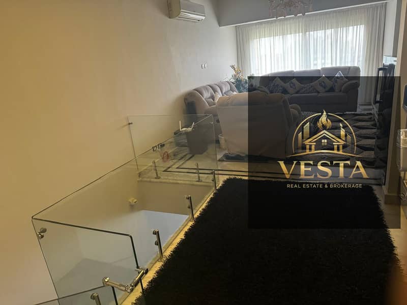 8 b4bafaf4-5f76-4ca3-8f68-10a8d4c18b12. jpg